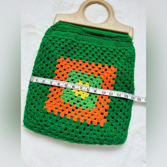 VINTAGE Groovy Crochet Purse - Picture 4 of 7